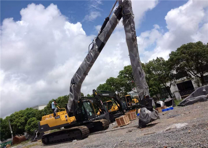 Big Long Reach Telescoping Boom EC360 Volvo Excavator Attachments 24 Meter