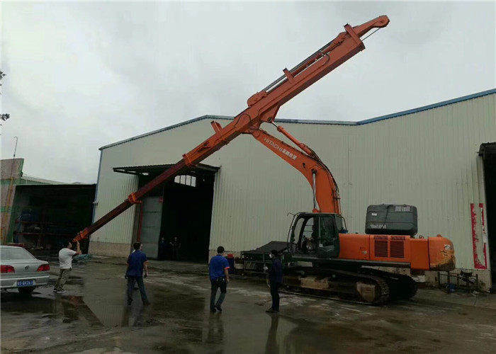 Special Work Site Excavator Telescopic Boom 28 Meter Digging Depth