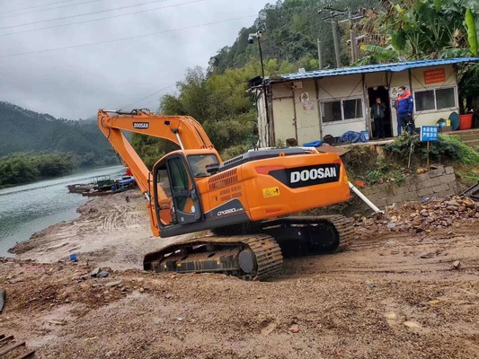 Doosan DH215,DX380 20M  extended boom and arm excavator with Q550 Materia for long distance digging and dredging river