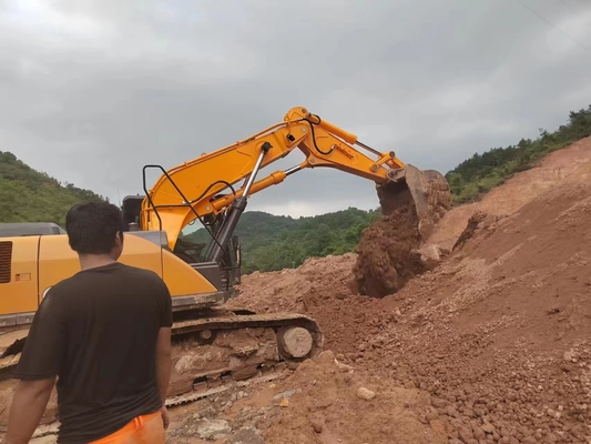 Shorten Arm High Effective Excavator Tunnel Boom With Bucket