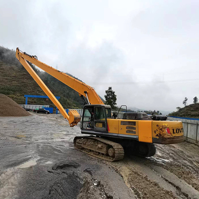 Sandblasting 20 Meters Long Reach Excavator Booms For CAT Hitachi