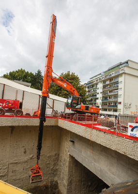 Durable Long Reach Telescopic Boom On Excavator For Hitachi Komatsu Kato